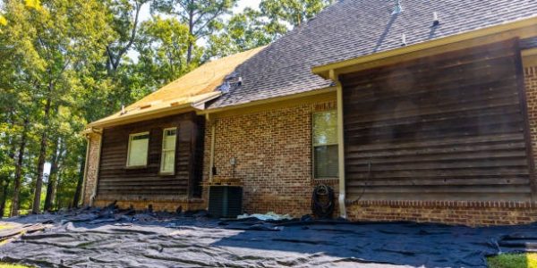 Roof Damage Insurance Claims Made Easy with Professional Contractors