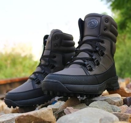 Lightweight Hiking Boots Perfect for Long Treks