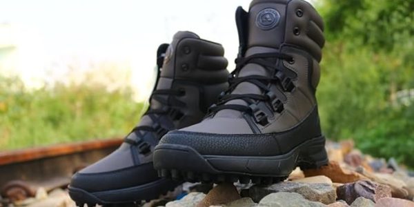 Lightweight Hiking Boots Perfect for Long Treks
