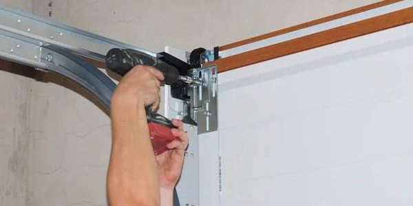 Professional Garage Door Repair at Best Prices