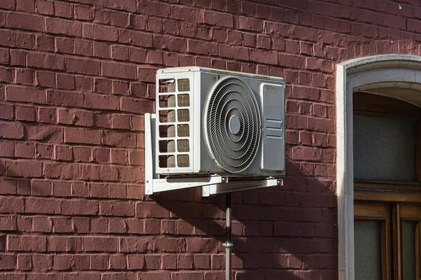 Affordable Window Air Conditioner Units With Quiet Cooling