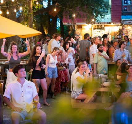 Planning a Birthday Getaway With Friends in Charleston, South Carolina