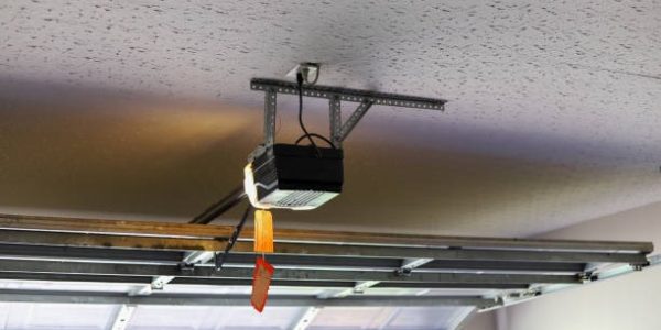 Get Fast and Reliable Garage Door Repair Near Me