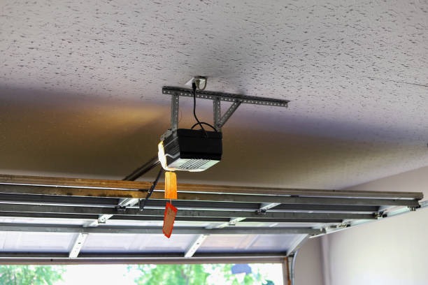 Get Fast and Reliable Garage Door Repair Near Me